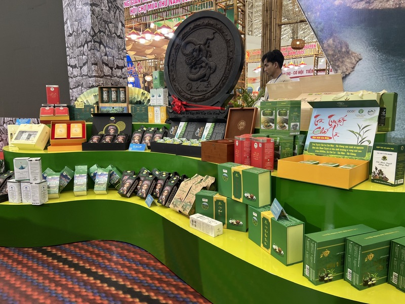 Mỗi gian hàng trà là một câu chuyện về văn hóa, con người và thương hiệu Việt.