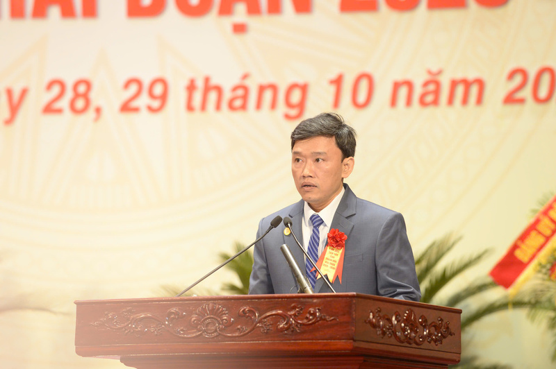 Đại biểu Lê Thế Anh, Trưởng khoa Nội Tim mạch, Bệnh viện Đa khoa tỉnh Thanh Hóa phát biểu tham luận tại Đại hội. Ảnh: Minh Hiếu