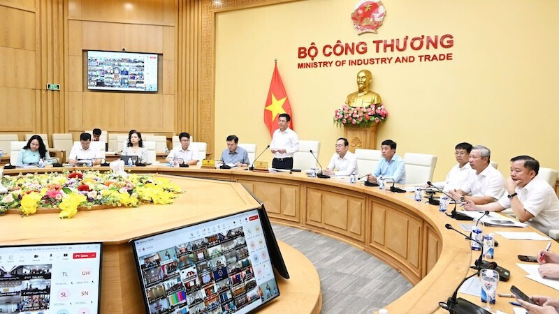 Bộ Công Thương tổ chức hội nghị phổ biến, hướng dẫn triển khai quy định về phân cấp, phân quyền trong các lĩnh vực của ngành công thương. Ảnh: ND