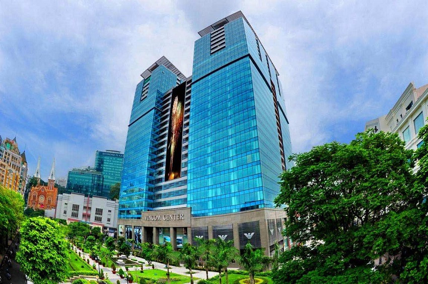 hinh-anh-cua-vincom-center-dong-khoi.jpg