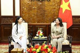 Phó chủ tịch nước Võ Thị Ánh Xuân tiếp nữ phi hành gia Amanda Nguyễn
