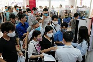 Số lao động xin trợ cấp thất nghiệp đã giảm: Nhiều người vẫn khốn khó