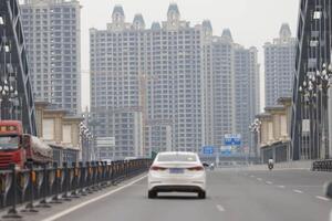 Evergrande chuyển khỏi trụ sở chính để cắt giảm chi phí