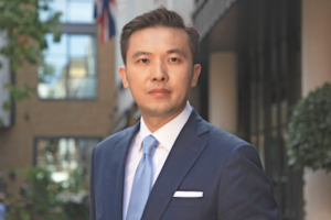 Chủ tịch Tập đoàn Tsangs: Từ cậu học sinh gốc Hoa ở Ireland nhưng “mù” tiếng Anh đến doanh nhân tinh hoa của thế giới