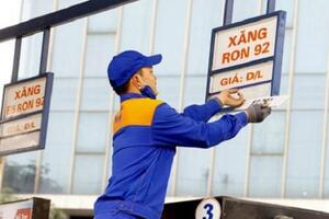 Bộ Công Thương: Giá xăng dầu có thể tăng tới 8.000 đồng mỗi lít so với đầu năm 2022