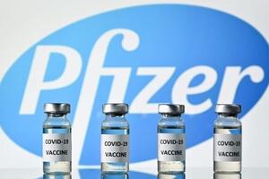 Pfizer xin cấp phép khẩn cấp mũi 4 vắc-xin phòng Covid-19 cho người từ 65 tuổi