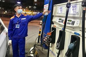 Xăng giảm giá mạnh, dầu tăng sốc từ 0h ngày 1/4