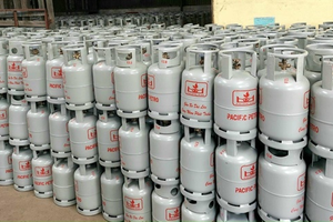 Gas tăng lần thứ 3 liên tiếp, tổng 3 lần tăng 72.000 đồng/bình 12kg