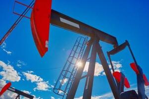 Dầu vọt hơn 6% sau cảnh báo từ OPEC