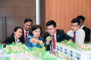 Cách doanh nghiệp địa ốc giữ người, nhìn từ câu chuyện đào tạo