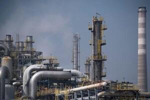 Dầu tiếp tục tăng trước tin châu Âu có thể ban lệnh cấm dầu Nga