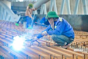 S&P nâng xếp hạng tín nhiệm quốc gia của Việt Nam lên mức BB+