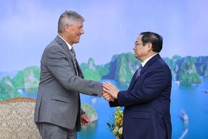 Thủ tướng Chính phủ Phạm Minh Chính tiếp Chủ tịch Viện Pasteur Paris