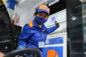 Bộ Công Thương đưa 3 giải pháp hạ nhiệt giá xăng, dầu