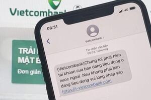 Trà trộn vào tin nhắn ngân hàng để chiếm đoạt tiền trong tài khoản