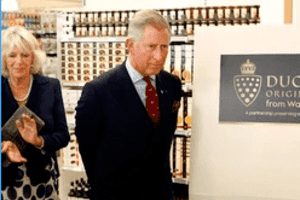 Doanh nghiệp thực phẩm hữu cơ triệu USD của Vua Charles III