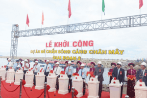 Thừa Thiên Huế: Khởi công giai đoạn 2 đê chắn sóng cảng Chân Mây