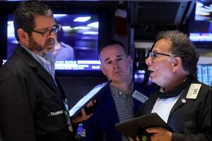 S&P 500 giảm 5 phiên liên tiếp chờ dữ liệu lạm phát quan trọng