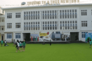 Trường học xin lỗi vì để học sinh bị dị ứng thuốc diệt muỗi, phụ huynh lên tiếng