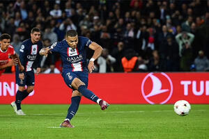 Mbappe ghi bàn, PSG vẫn chưa giành vé đi tiếp ở Champions League