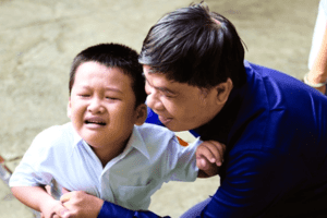 Con không chép bài, không làm bài tập và 6 bước xử lý thấu tình đạt lý của bà mẹ ở Hà Nội