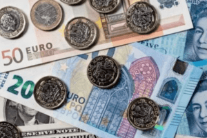 Đồng bảng tăng mạnh sau khi Anh có Bộ trưởng tài chính mới, giá vàng cũng đi lên