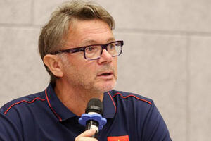 Hồ sơ cực ‘khủng’ của HLV được tung tin sẽ thay Park Hang Seo