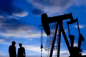 Dầu tăng khi Mỹ sẽ giải phóng dự trữ nhiều hơn