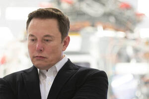 Tỷ phú Elon Musk mất 1/3 tổng tài sản chỉ trong một năm