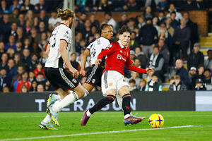 Vắng Ronaldo, MU giành chiến thắng nghẹt thở trước Fulham