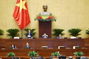 Tăng lương cơ sở cho cán bộ, công chức, viên chức lên mức 1,8 triệu đồng/tháng từ ngày 1/7/2023