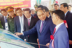 Chủ tịch Nước Nguyễn Xuân Phúc: Đầu tư cảng Liên Chiểu không phải riêng cho Đà Nẵng