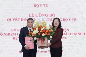 Bộ trưởng Y tế trao quyết định bổ nhiệm Giám đốc Bệnh viện Phổi Trung ương