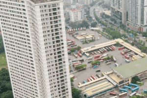 Giá bất động sản cao, nhà ở xã hội thiếu ‘đánh đố’ người dân