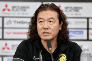 HLV Kim Pan-gon: Thật khó nói trọng tài thổi penalty cho Việt Nam đúng hay sai