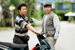 Trấn Thành bị cả nhà vợ 'bạo hành' trong phim Tết 'Nhà bà Nữ'