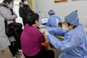COVID-19: Biến thể phụ mang tên quái vật biển Kraken nguy hiểm đến đâu?