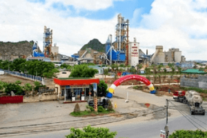 Hải quan Quảng Ninh công bố 74 doanh nghiêp nợ thuế 144 tỷ đồng
