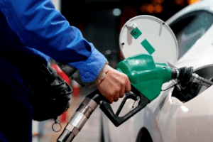 Giá xăng ngày mai có thể tiếp tục tăng