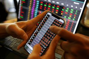 Lăng kính chứng khoán 21/2: Thị trường đang sôi động trở lại