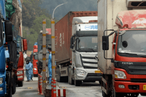 Nhộn nhịp xuất nhập khẩu qua các tỉnh biên giới phía Bắc