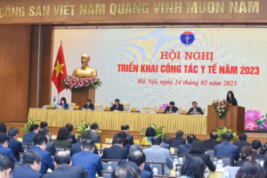 Thủ tướng Phạm Minh Chính dự và chỉ đạo Hội nghị trực tuyến triển khai công tác y tế năm 2023