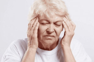 Những dấu hiệu cảnh báo cơn đột quỵ sớm, ai cũng nên biết