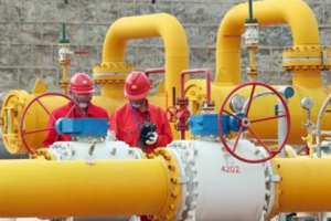 Dầu tăng gần 2% nhờ hy vọng về tăng trưởng kinh tế ở Trung Quốc