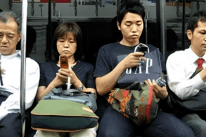 Là cường quốc công nghệ, tại sao Nhật Bản lại  "lép vế" trong cuộc đua điện thoại thông minh?