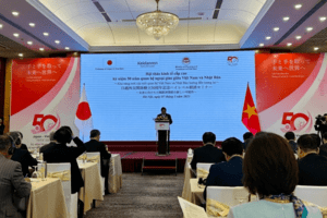 Thủ tướng Chính phủ tham dự Hội thảo kinh tế cấp cao kỷ niệm 50 năm quan hệ Việt Nam-Nhật Bản