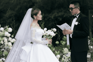 Hé lộ ảnh cưới Linda Ngô - Phong Đạt: Đầu tư 6 chiếc váy, ngập tràn ngôn tình