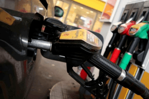 Giá dầu diesel kỳ hạn ở châu Âu giảm 55% do nhập khẩu châu Á giảm bớt lo ngại nguồn cung