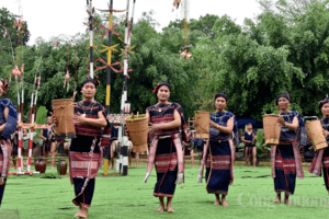 Trang phục truyền thống dân tộc Ba Na: Lấy thiên nhiên làm hình mẫu