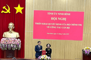 Bộ Chính trị điều động ông Đoàn Minh Huấn làm Bí thư Tỉnh ủy Ninh Bình